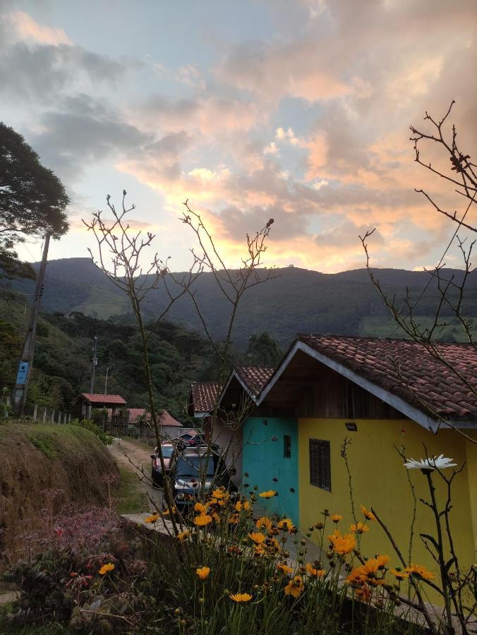 Pousada E Restaurante Alem Das Nuvens Hotel Guaratinguetá Eksteriør billede